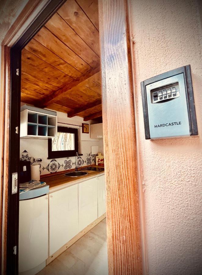 Casa Vacanza Gelsomino Cala Gonone Exterior photo